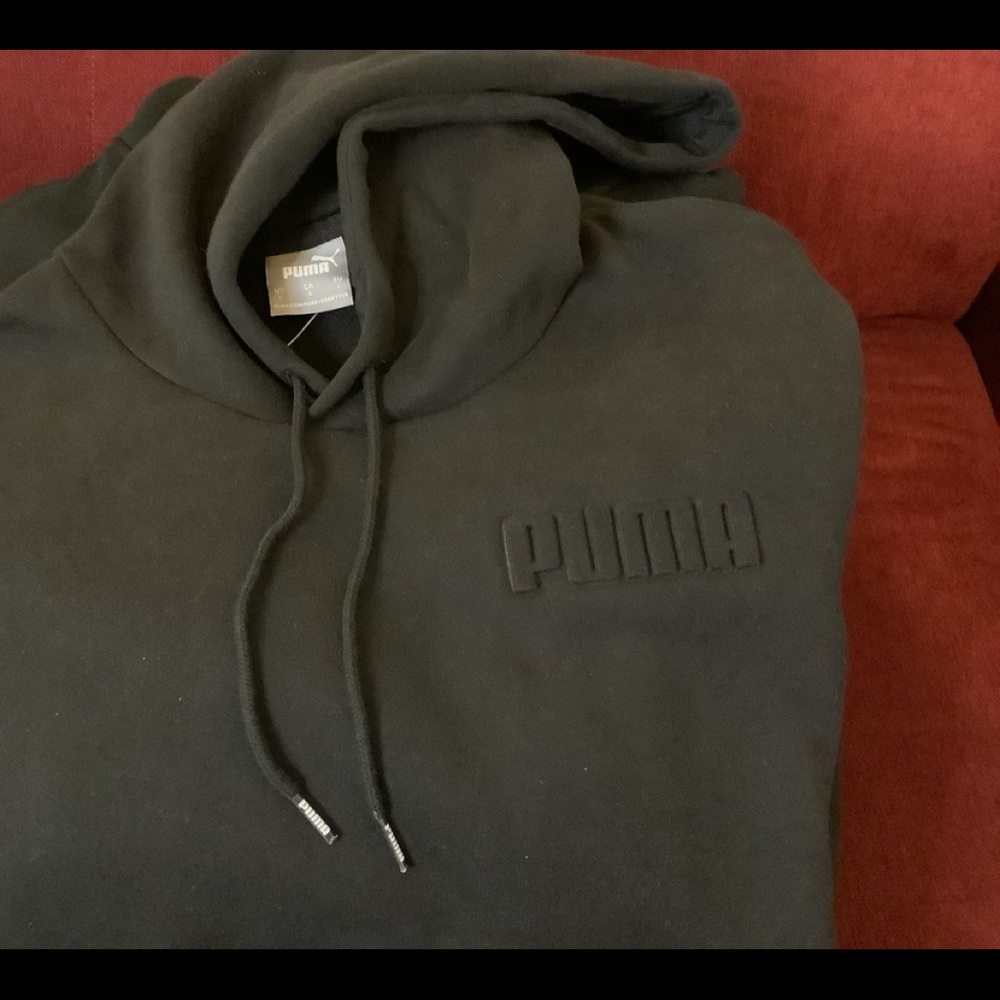 PUMA Men’s Hooded Black Sweatshirt M, L